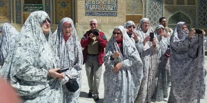 خدمت رسانی به بیش از ۳۰ هزار زائر و گردشگر خارجی در سال ۹۵