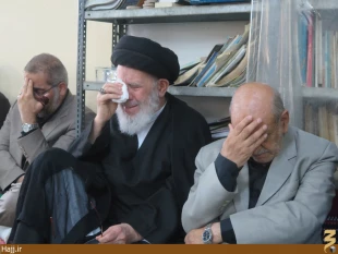 مجلس روضه خواني در منزل آيت الله سيد مرتضي قزويني برگزار شد