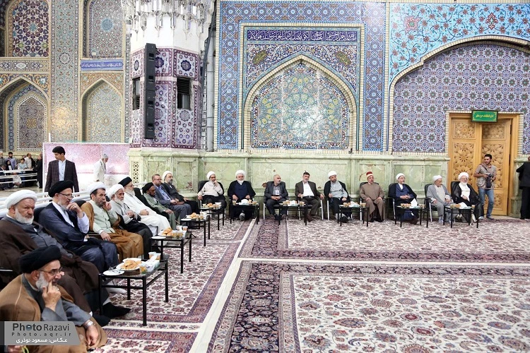 مراسم جشن ميلاد امام رضا (ع) در حرم رضوي با حضور توليت اعتاب مقدسه