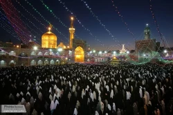 حال و هواي حرم مطهر رضوي در شب ميلاد حضرت معصومه(س) همراه با تصاوير