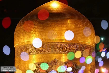 حال و هواي حرم مطهر رضوي در شب ميلاد حضرت معصومه(س) همراه با تصاوير