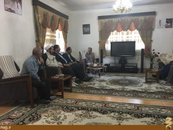خادمان امام رضا(ع) با خانواده شهيدان منا در مازندران ديدار كردند