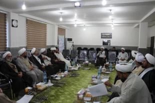 ديدار مسئول نمايندگي بـعثه رهبري در خراسان شمالي با ائمه جمعه اين استان