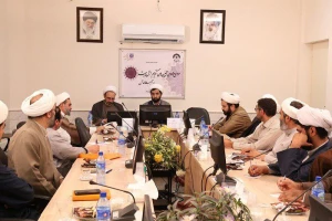 نشست موضوع شناسی آیینهای تکریم اهل بیت(ع) و آسیبهای آن برگزار شد