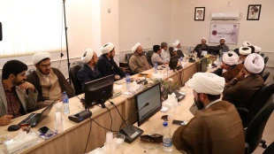نشست موضوع شناسي آيينهاي تكريم اهل بيت(ع) و آسيبهاي آن برگزار شد