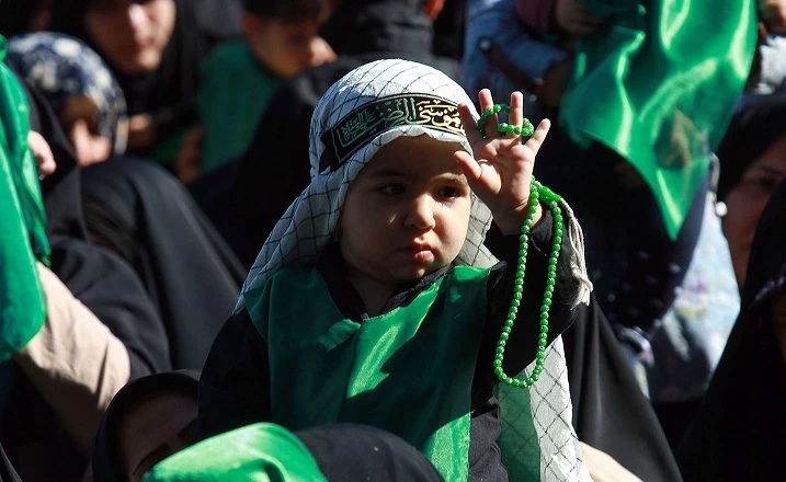 محفل شيرخوارگان حسيني در حرم رضوي