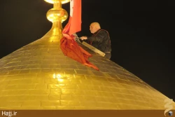 مراسم تعويض پرچم حرم مطهر امام حسين(ع) +تصاوير