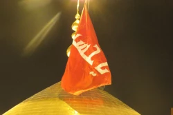 مراسم تعويض پرچم حرم مطهر امام حسين(ع) +تصاوير