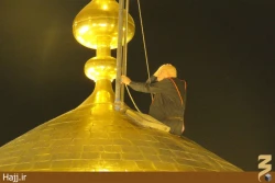 مراسم تعويض پرچم حرم مطهر امام حسين(ع) +تصاوير
