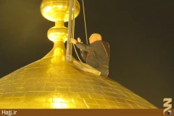 مراسم تعويض پرچم حرم مطهر امام حسين(ع) +تصاوير