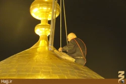 مراسم تعويض پرچم حرم مطهر امام حسين(ع) +تصاوير