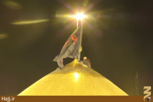 مراسم تعويض پرچم حرم مطهر امام حسين(ع) +تصاوير
