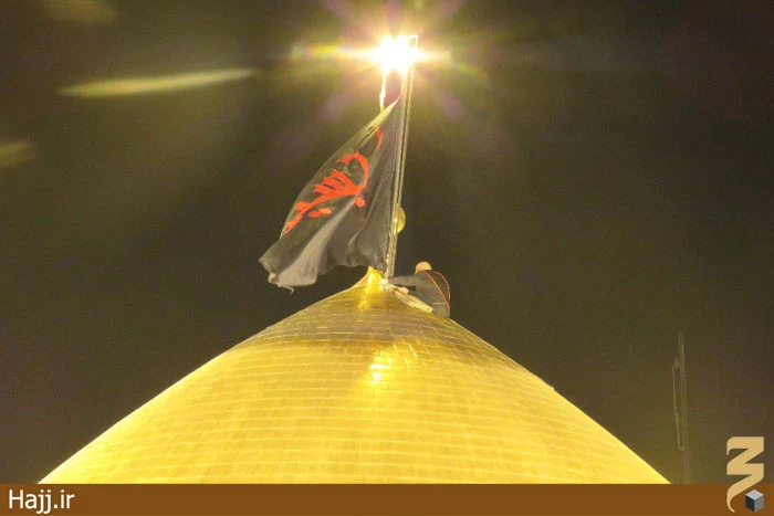 مراسم تعويض پرچم حرم مطهر امام حسين(ع) +تصاوير