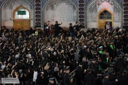 برپايي مراسم عزاي حسيني در حرم امام رضا (ع) 