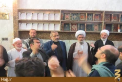 عزاداري زائران ايراني در سرداب علقمي حرم حضرت ابوالفضل