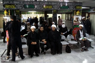 طلاب در صف نام نويسي براي اربعين+تصاوير