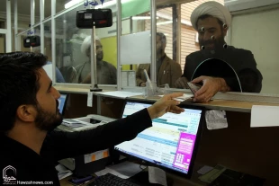 طلاب در صف نام نويسي براي اربعين+تصاوير