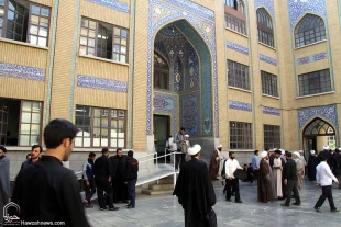طلاب در صف نام نويسي براي اربعين+تصاوير