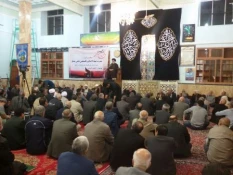 انقلاب و نظام اسلامي ريشه در مكتب حسيني دارد