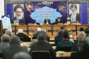 حجت الاسلام والمسلمین قاضی عسکر:

شیعه انگلیسی مأمور تفرقه افکنی است