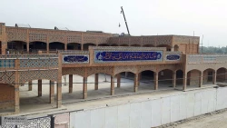 اهتزاز پرچم رضوي در مسير نجف به كربلا