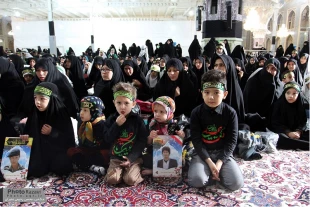 حرم مطهر رضوي در سالروز شهادت بانوي خردسال كربلا غرق در عزا و ماتم شد