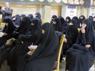 همايش علمي اربعين و بانوان عاشورايي برگزار شد