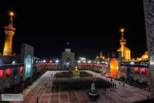 آيين خطبه خواني شب شهادت حضرت رضا (ع) درحرم مطهر برگزارشد