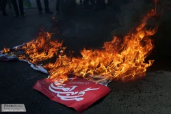 فرياد مرگ بر آمريكاي مردم و دانش آموزان مشهد در يوم الله 13 آبان طنين انداز شد