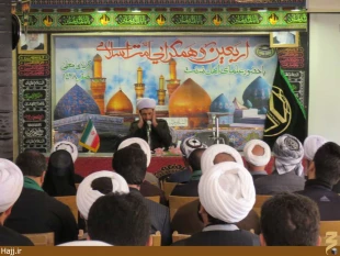 نشست علمي اربعين و همگرايي جهان اسلام در كربلا برگزار شد