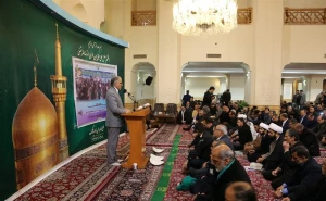 مراسم شکرگذاری خادمین به زائران پیاده امام رضا (ع)
