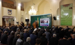 مراسم شكرگذاري خادمين به زائران پياده امام رضا (ع) 