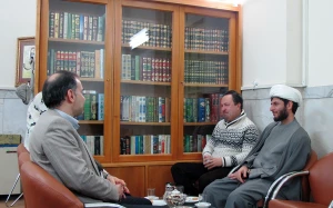 تشرف یک هنرمند ایتالیایی به دین اسلام درحرم مطهرامام رضا (ع)