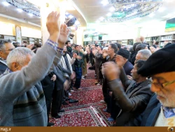 زائران حسيني در سرداب علقمي حرم حضرت اباالفضل (ع) + به روايت تصوير