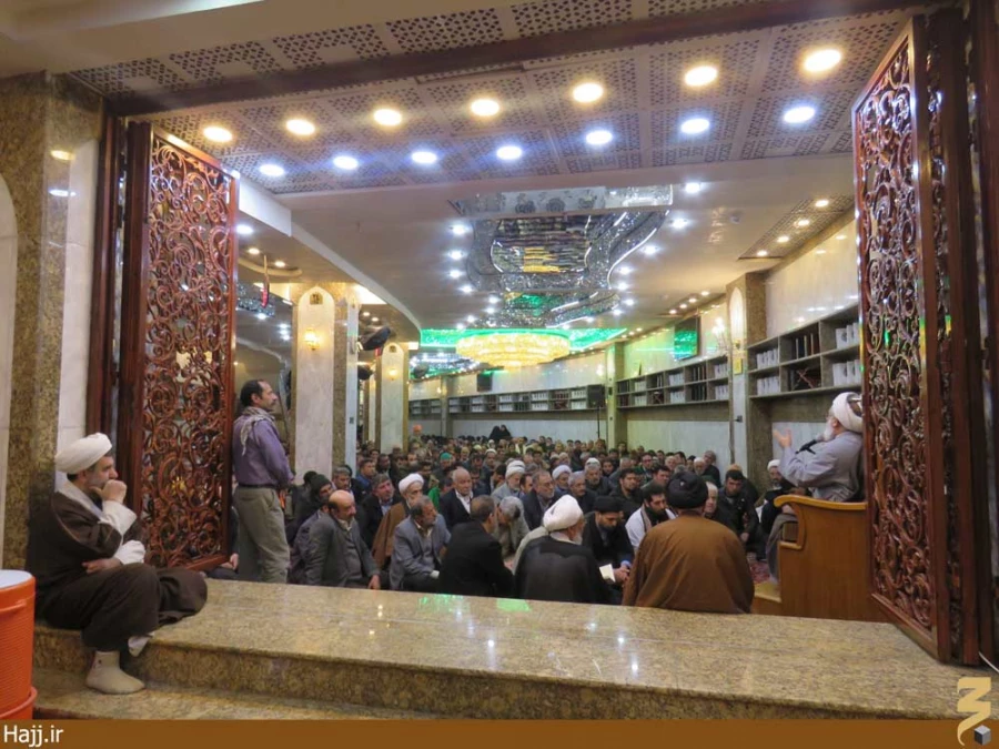 گزارش تصويري  عزداري زائران ايراني در سرداب حرم عباسي