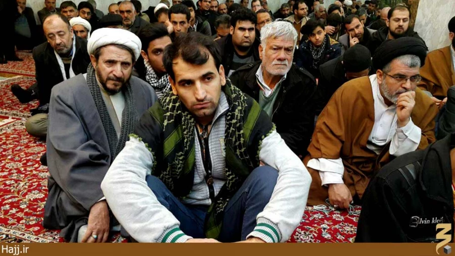عزاداري زائران ايراني در سرداب حرم حضرت عباس  تصاوير