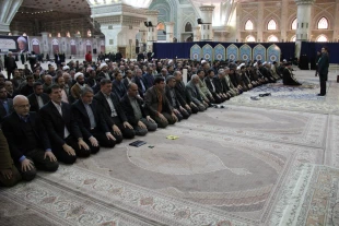 تجديد ميثاق مسئولان و كاركنان سازمان حج و زيارت با آرمان هاي امام راحل(ره) عكس