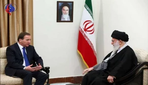 خلال استقباله رئیس الوزراء السویدی.. 

قائد الثورة: جذور مشاکل المنطقة تعود الى تدخل بعض القوى الکبرى