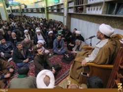 سوگواري زائران ايراني در سرداب علقمي تصاوير