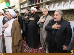 سوگواري زائران ايراني در سرداب علقمي تصاوير