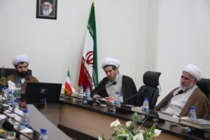 در راستای حصول زیارت با معرفت

نشست بررسی فقهی پیاده روی برای غیر امام حسین برگزار شد+تصاویر