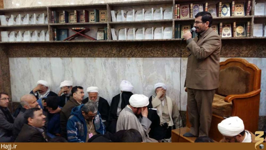 گزارش تصويري از مراسم عزاداري زائران ايراني در سرداب حرم عباسي
