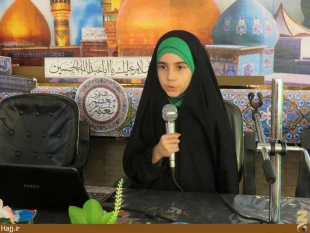 تجليل بعثه مقام معظم رهبري از كودك خردسال حافظ قرآن