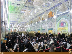 سخنراني و عزاداري در آستان قدس حسيني