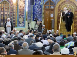 سخنراني و عزاداري در آستان قدس حسيني