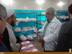 بازديد مسئول دفتر نمايندگي بعثه در كاظمين از آشپزخانه مركزي اين شهر