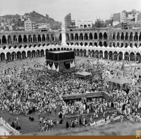 آياتي كه اميرالمؤمنين(ع) هنگام ولادت خواند