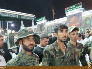 جوانانی که عهدشان را هر بار در کربلا تازه می‌کنند