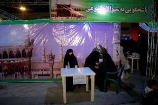 سيري در عرفات همراه با زائران اسرار حج مشهد مقدس