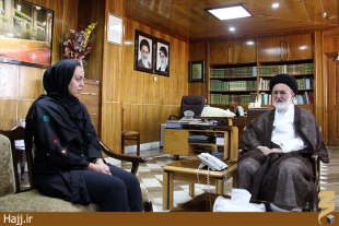 ديدار نرگس كلباسي  با سرپرست حجاج ايراني 